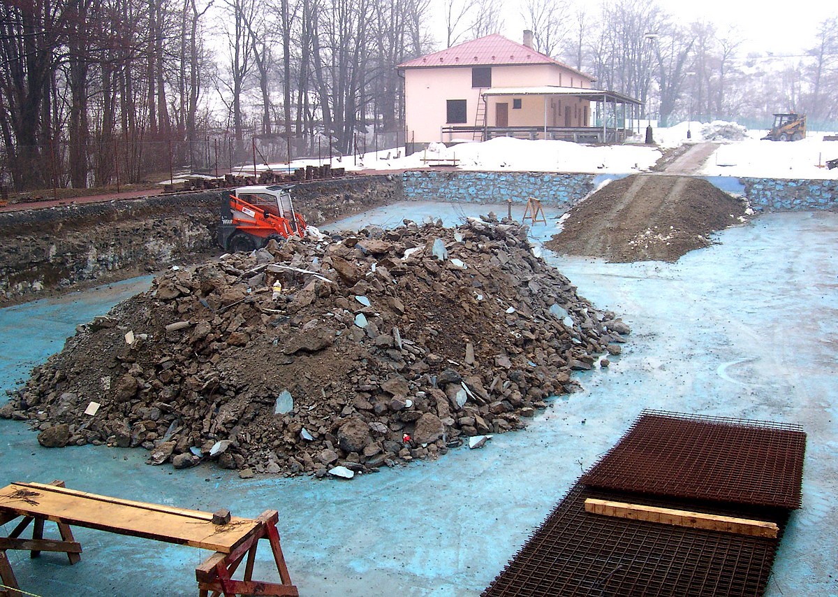 začátek rekonstrukce v roce 2005